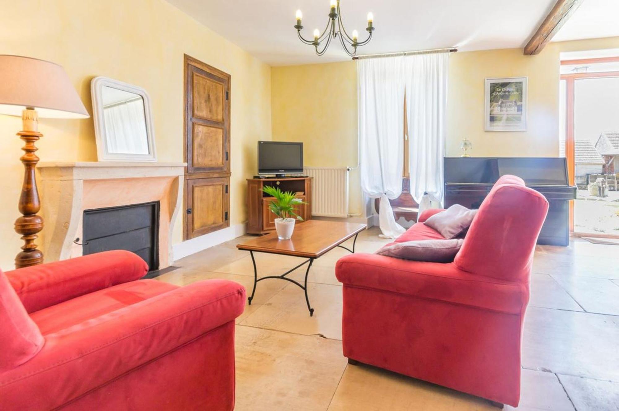 Maison Chaleureuse A Eringes Avec Jardin Et Parking Inclus Exterior photo
